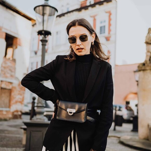 Fanny Pack for Women PU Leather Belt Bag Waist Bag Fashion Waist Pack Pouch Smal - Picture 2 of 7